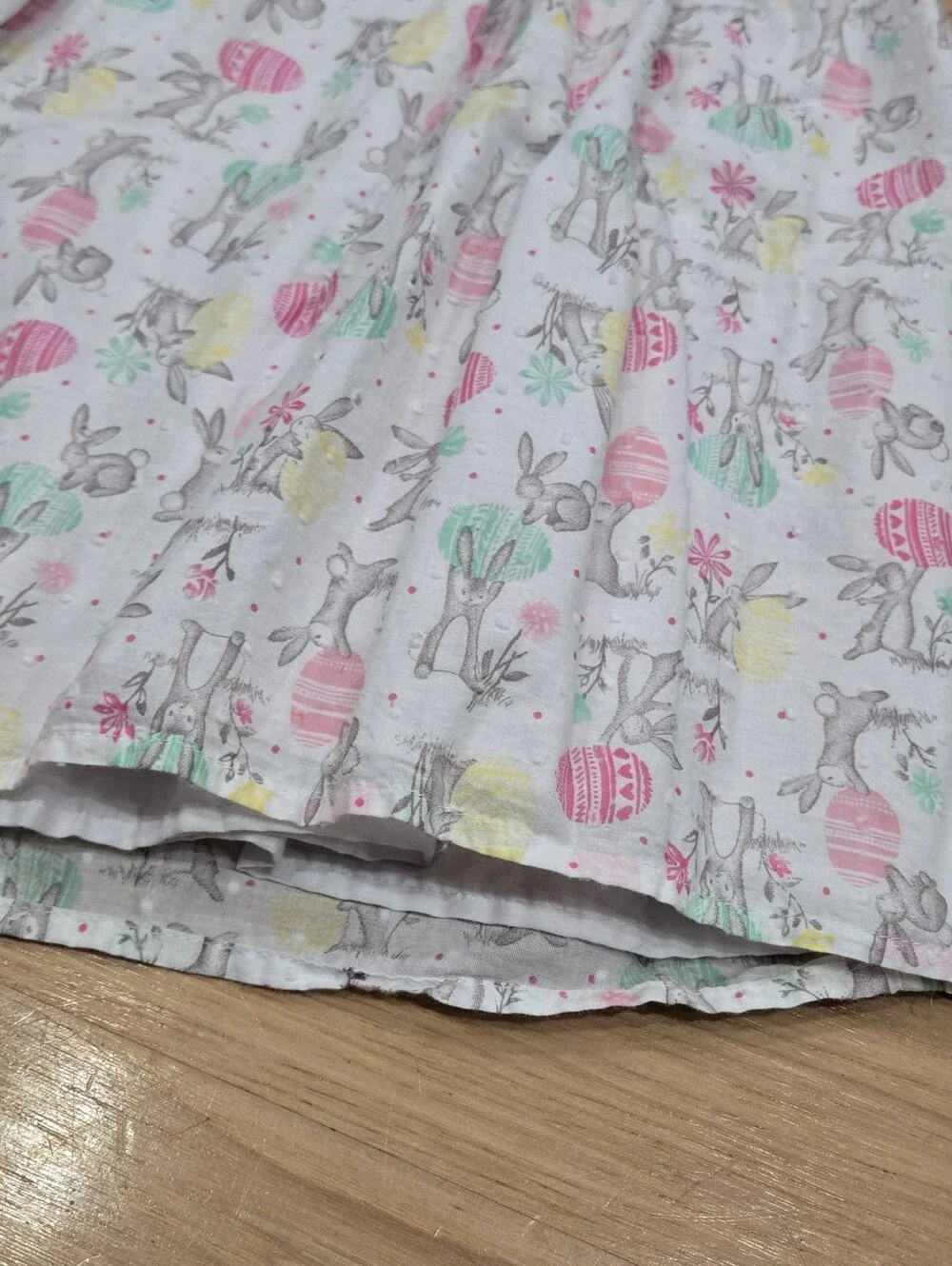 Cupcakes & Cashmere Girls' Bunny Print Dress & Matcing Bonnett. Size 7